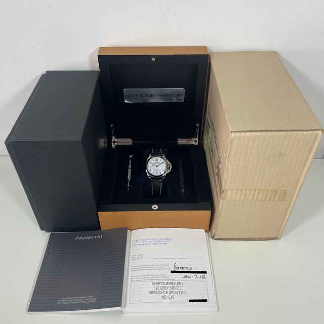 Panerai Luminor Marina PAM00523 Image 6